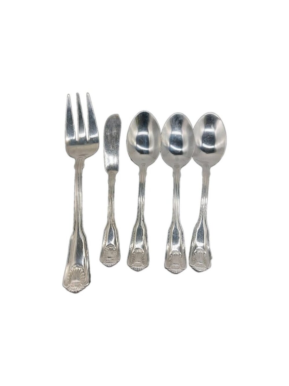 International Coquille 3 Spoons 1 Serving Fork 1 Butter Knife Shell Lot Of 5